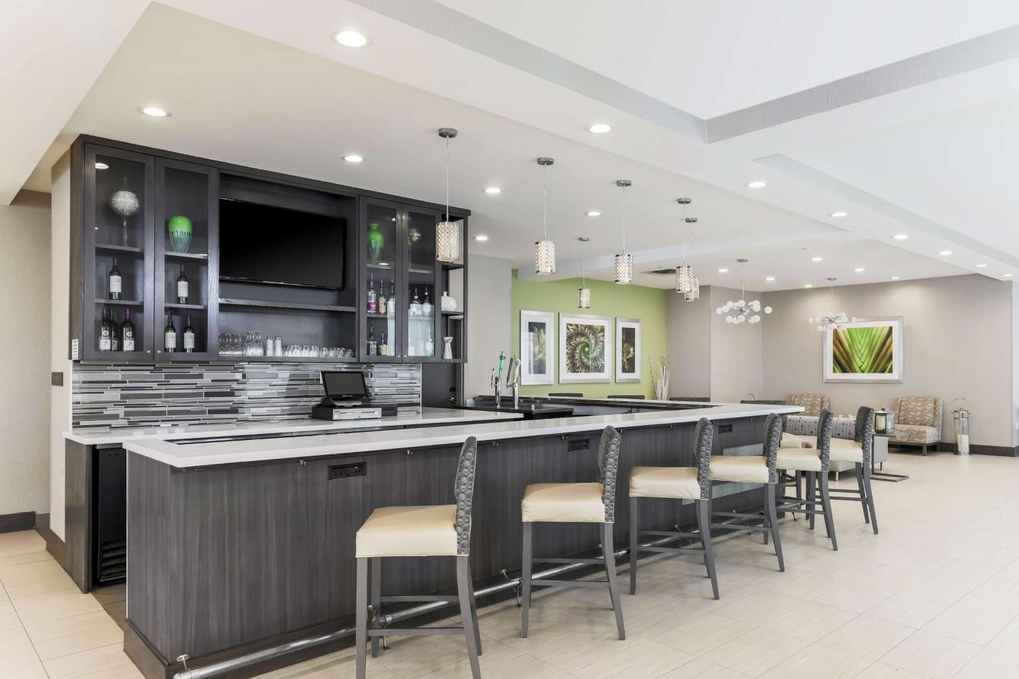 Hilton Garden Inn Ardmore Exterior photo